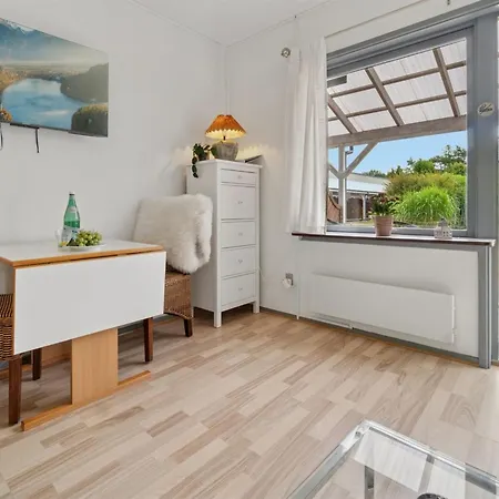 - 300m From The Sea By Interhome *